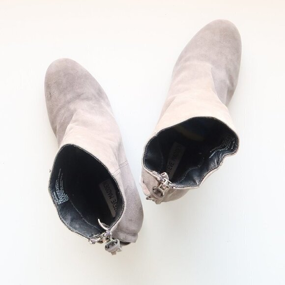 Steve Madden Cynthia Grey Suede Leather Block Heel Ankle Boots / Booties Size 9 - Picture 12 of 15